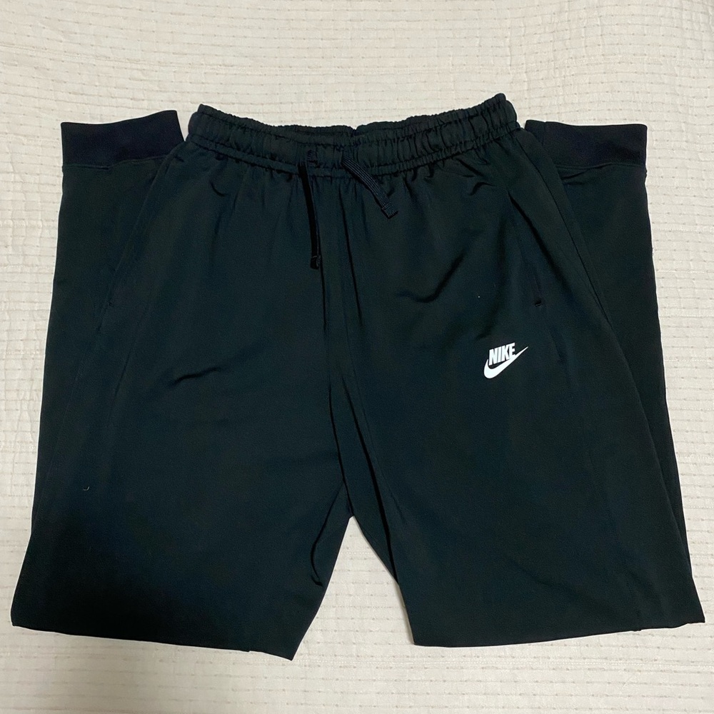 nike joggers